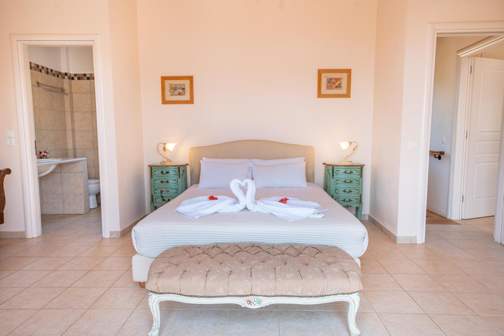 Villa Apollo Up To 8Px, Private Pool Fiskardo Bagian luar foto